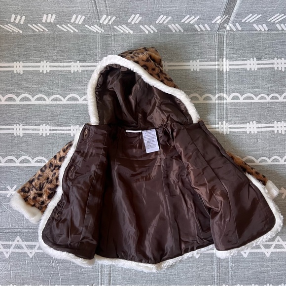 Toddler girl coat, like new, size 18 months - Picture 3 of 4